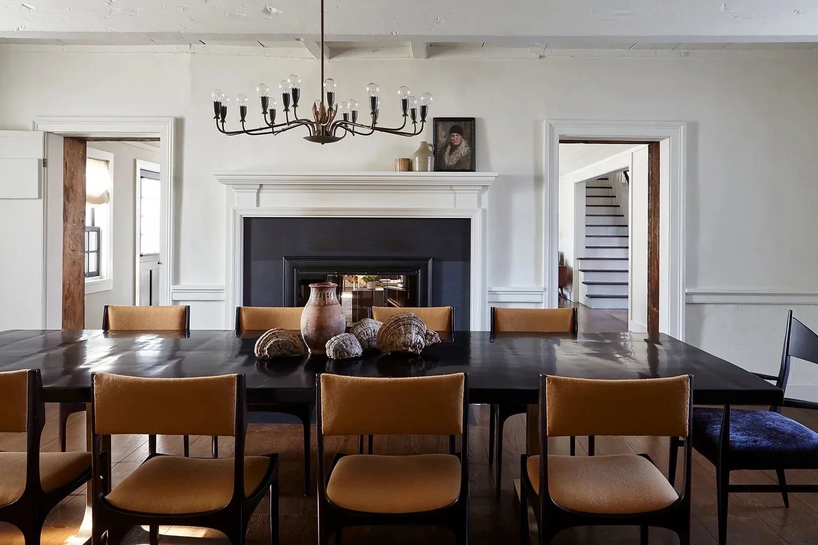 8 Modern Farmhouse Dining Rooms—And Not a Cheesy “Gather” Sign in Sight