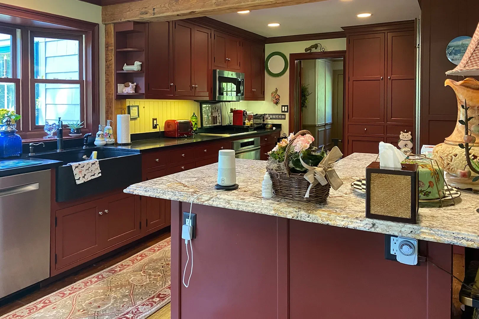Before & After: Auction Scores and Vintage Knobs Gave This Connecticut Home a Deliciously Grown-Up Patina