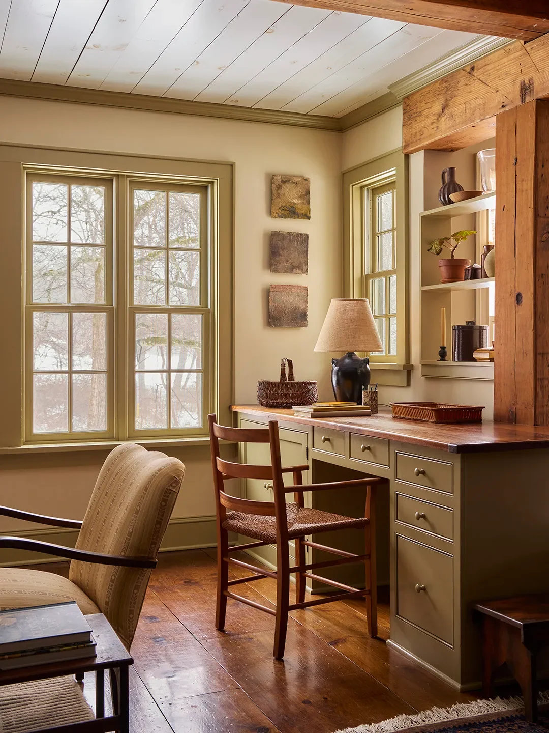 Before & After: Auction Scores and Vintage Knobs Gave This Connecticut Home a Deliciously Grown-Up Patina