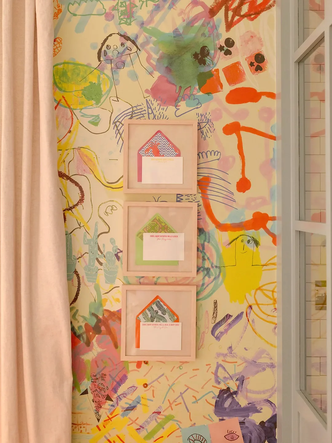 The True Masterminds Behind This Designer's Epic Dining Room Wallpaper? Her Three Kids
