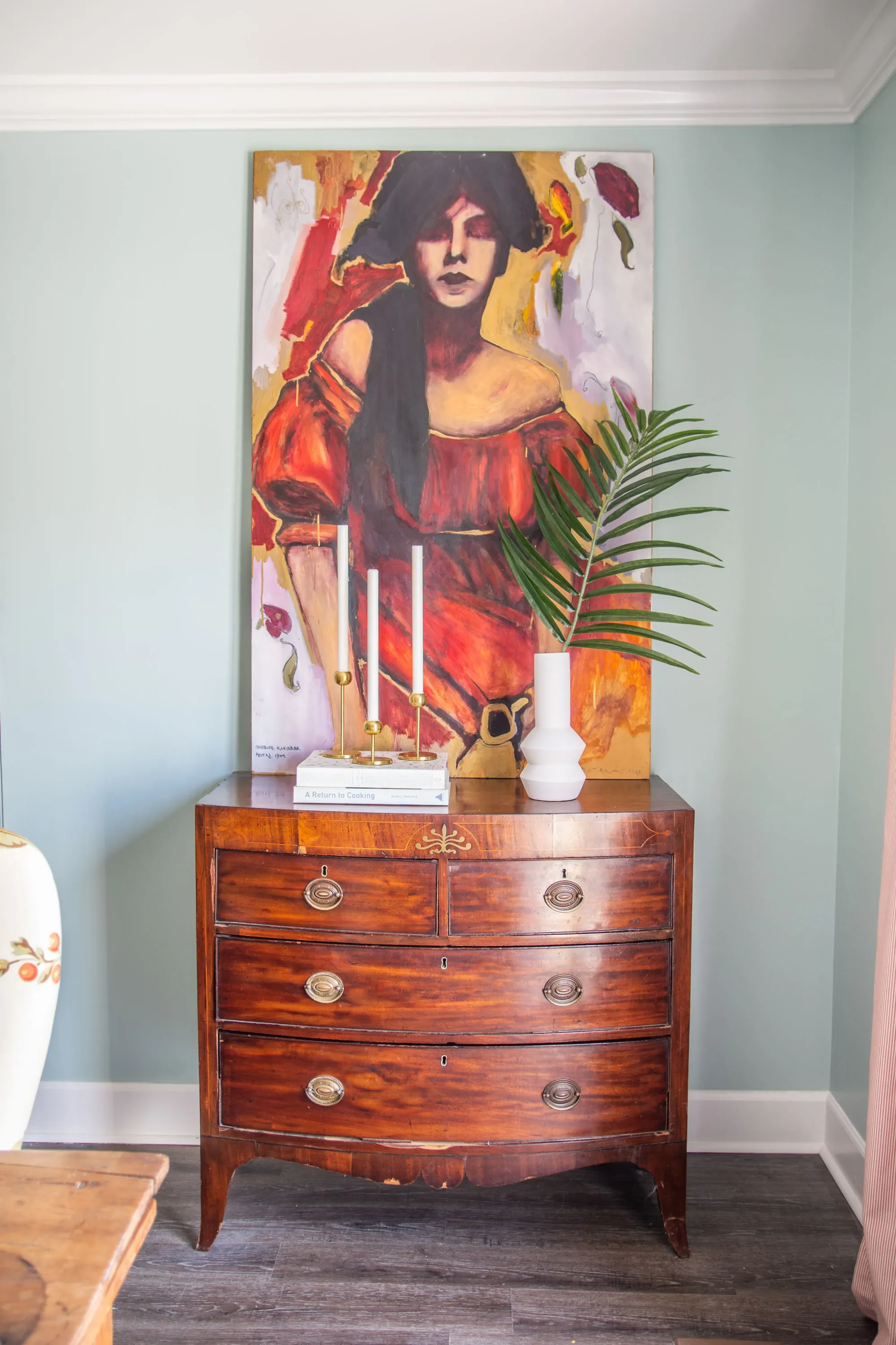 A 21-Year-Old Designed This Antiques-Filled Dining Room (Yes, You Should Feel Inadequate)